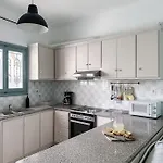 Agrampeli Home, Central, Modern, Spacious