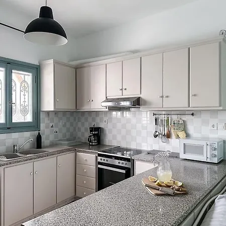 Agrampeli Home, Central, Modern, Spacious