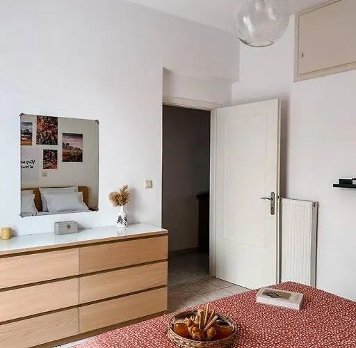 Agrampeli Home, Central, Modern, Spacious アパート *