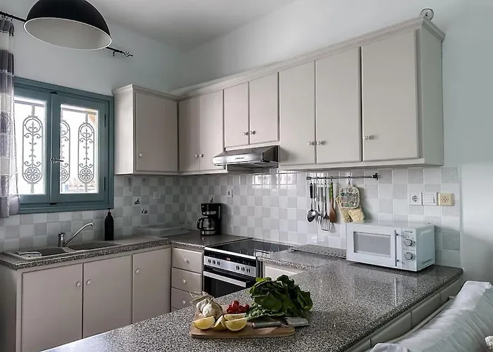 Agrampeli Home, Central, Modern, Spacious * Naxos City